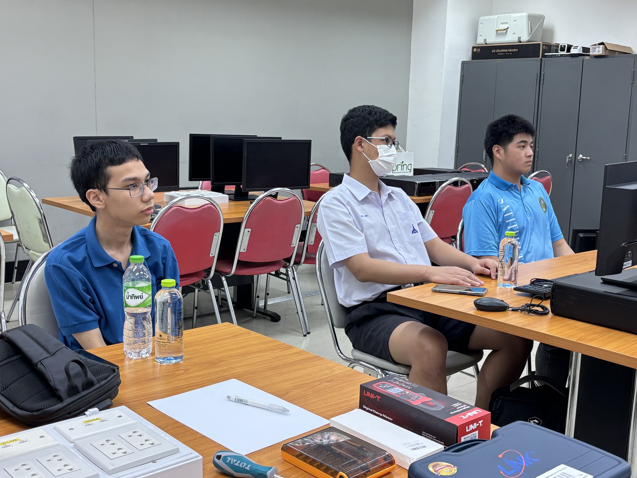 คณะเทคโนโลยีสารสนเทศ จัดการอบรมเชิงปฏิบัติการ หลักสูตระยะสั้น เรื่องการซ่อมบำรุงเบื้องต้นและการประกอบคอมพิวเตอร์ - รูปที่ 16