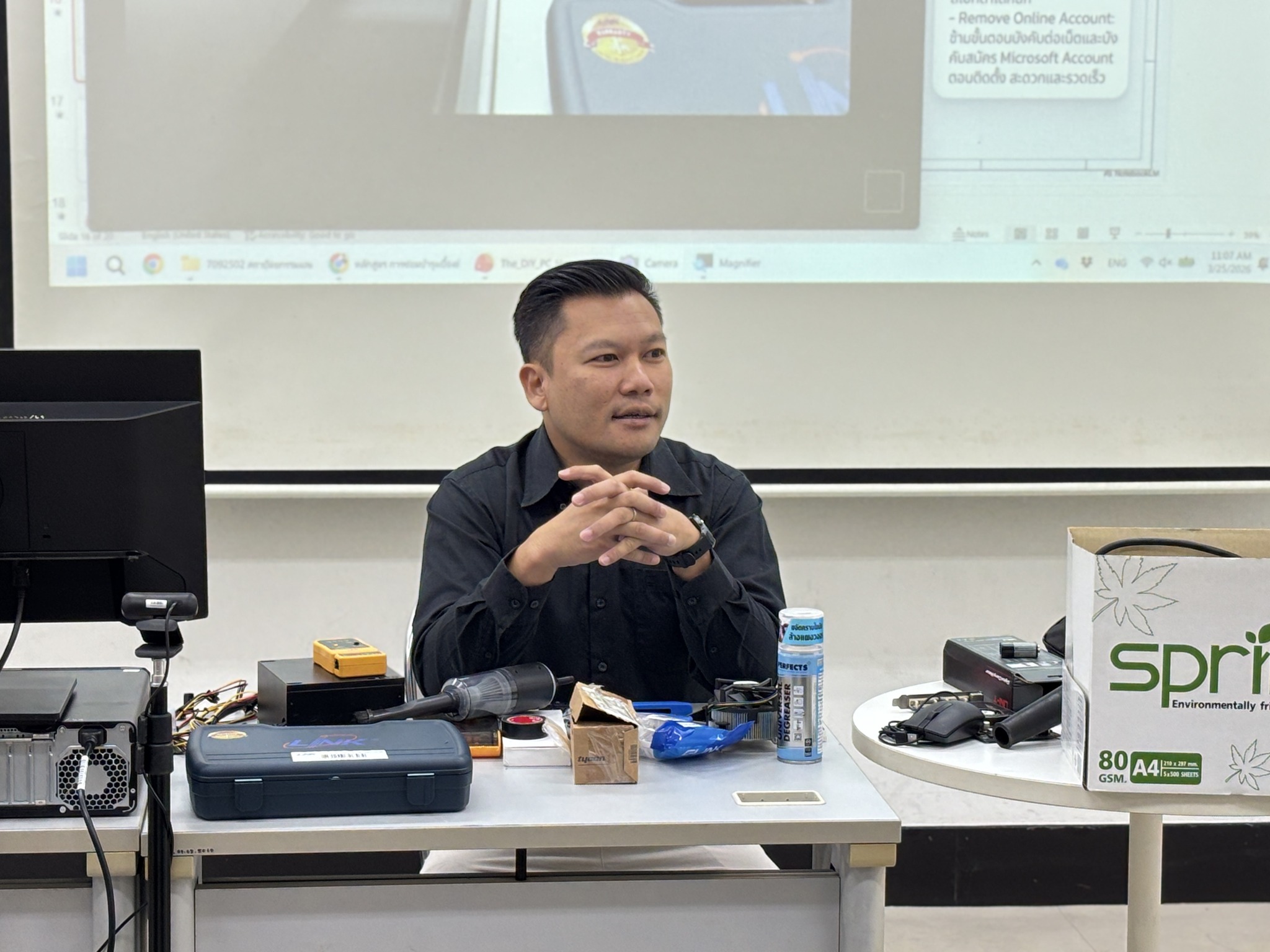 คณะเทคโนโลยีสารสนเทศ จัดการอบรมเชิงปฏิบัติการ หลักสูตระยะสั้น เรื่องการซ่อมบำรุงเบื้องต้นและการประกอบคอมพิวเตอร์ - รูปที่ 19