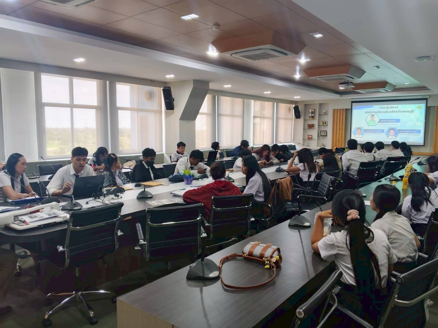 สาขาวิชาเทคโนโลยีสารสนเทศ แขนงเทคโนโลยีสำนักงานดิจิทัล จัดกิจกรรมนำเสนอสรุปผลการฝึกประสบการณ์วิชาชีพของนักศึกษาชั้นปีที่ 4 เมื่อวันจันทร์ที่ 30 มีนาคม 2569 - รูปที่ 3