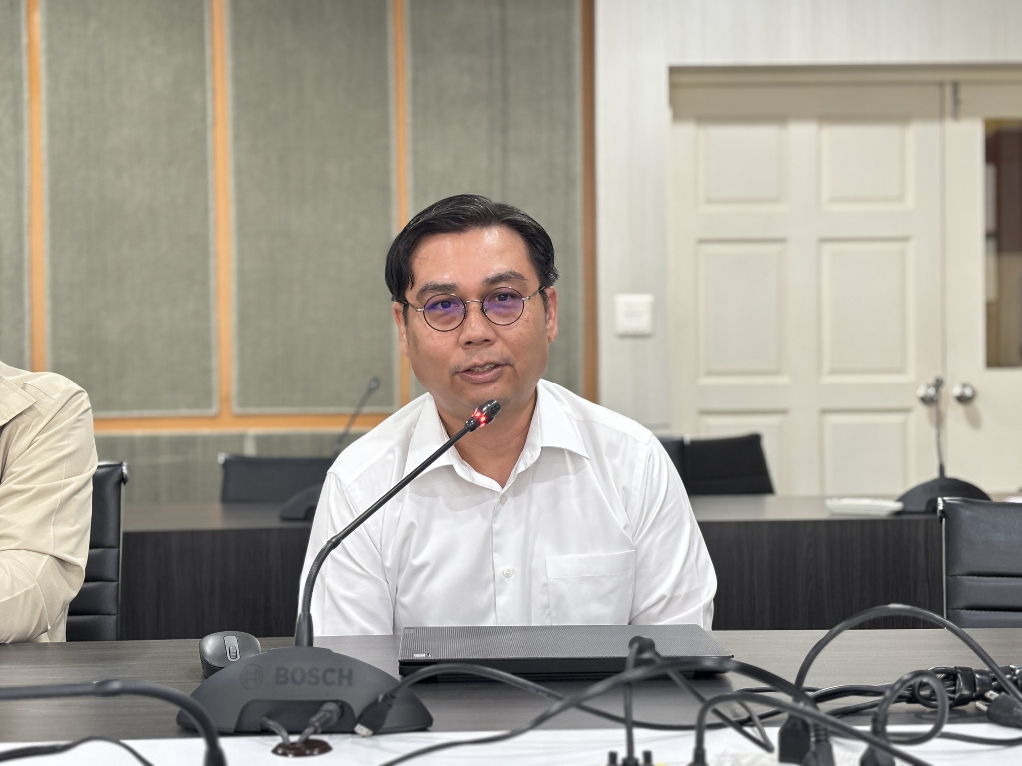 อาจารย์ ดร.พีรศุษย์ บุญมาธรรม คณบดีนำผู้บริหารและคณาจารย์คณะเทคโนโลยีสารสนเทศ เข้ารับการอบรมเชิงปฏิบัติการ การเขียนบทความเพื่อตีพิมพ์ในวารสารระดับชาติ และระดับนานาชาติ และการจัดทำตำราวิชาการที่มีคุณภาพเพื่อเข้าสู่ตำแหน่งทางวิชาการ - รูปที่ 3