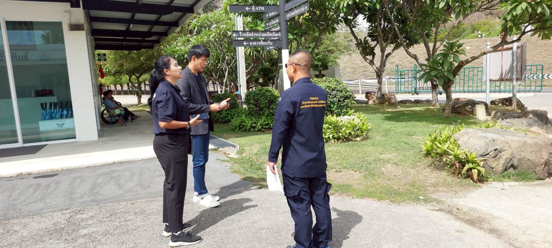 ผู้บริหารคณะเทคโนโลยีสารสนเทศ มหาวิทยาลัยราชภัฏเพชรบุรี ลงพื้นที่ประสานงานกับโครงการชั่งหัวมัน เพื่อเดินหน้าติดตั้งนวัตกรรมสถานีตรวจวัดคุณภาพอากาศแบบเรียลไทม์ - รูปที่ 2