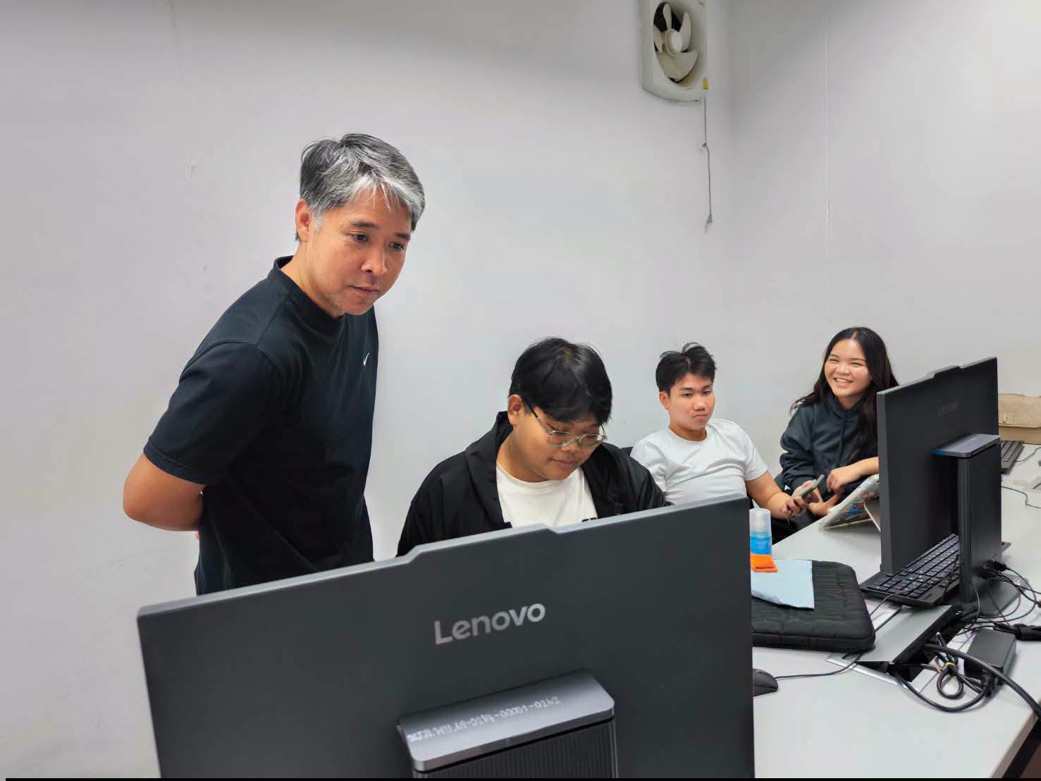 สาขาวิชาวิทยาการคอมพิวเตอร์ จัดกิจกรรมเสริมทักษะวิชาชีพด้านเทคโนโลยีคอมพิวเตอร์ พัฒนาศักยภาพนักศึกษาสู่การเป็นบัณฑิตนักปฏิบัติ - รูปที่ 6