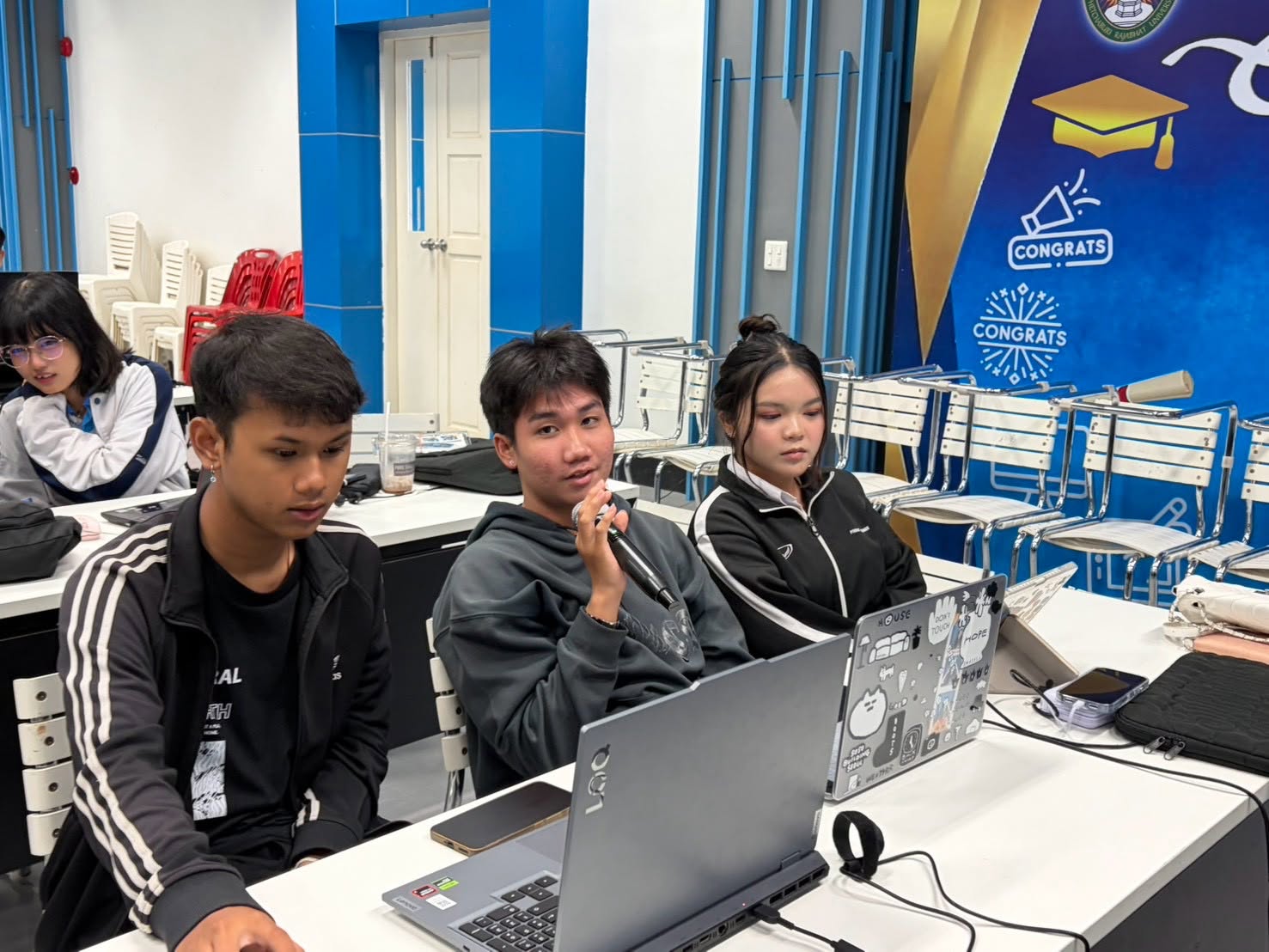 บรรยากาศกิจกรรม CS Bootcamp for Future Innovators หัวข้อ Problem Discovery & Business Model โดยได้รับเกียรติจาก อาจารย์รัญชิดา เบริล อาจารย์ประจำสาขาวิชาการบัญชี คณะวิทยาการจัดการ เป็นวิทยากรในการถ่ายทอดความรู้และประสบการณ์ด้านการพัฒนาแนวคิดนวัตกรรมเชิงธุ - รูปที่ 6