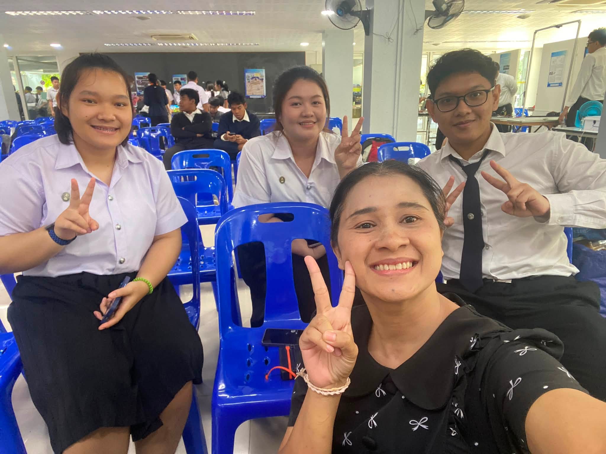 อาจารย์และนักศึกษาสาขาวิทยาการคอมพิวเตอร์เข้าร่วมการแข่งขัน NSC2026 รอบนำเสนอผลงาน ในหัวข้อ  ”แอปพลิเคชันคัดกรองปลายประสาทเสื่อมด้วยปัญญาประดิษฐ์สำหรับการใช้งานที่บ้าน“ - รูปที่ 4