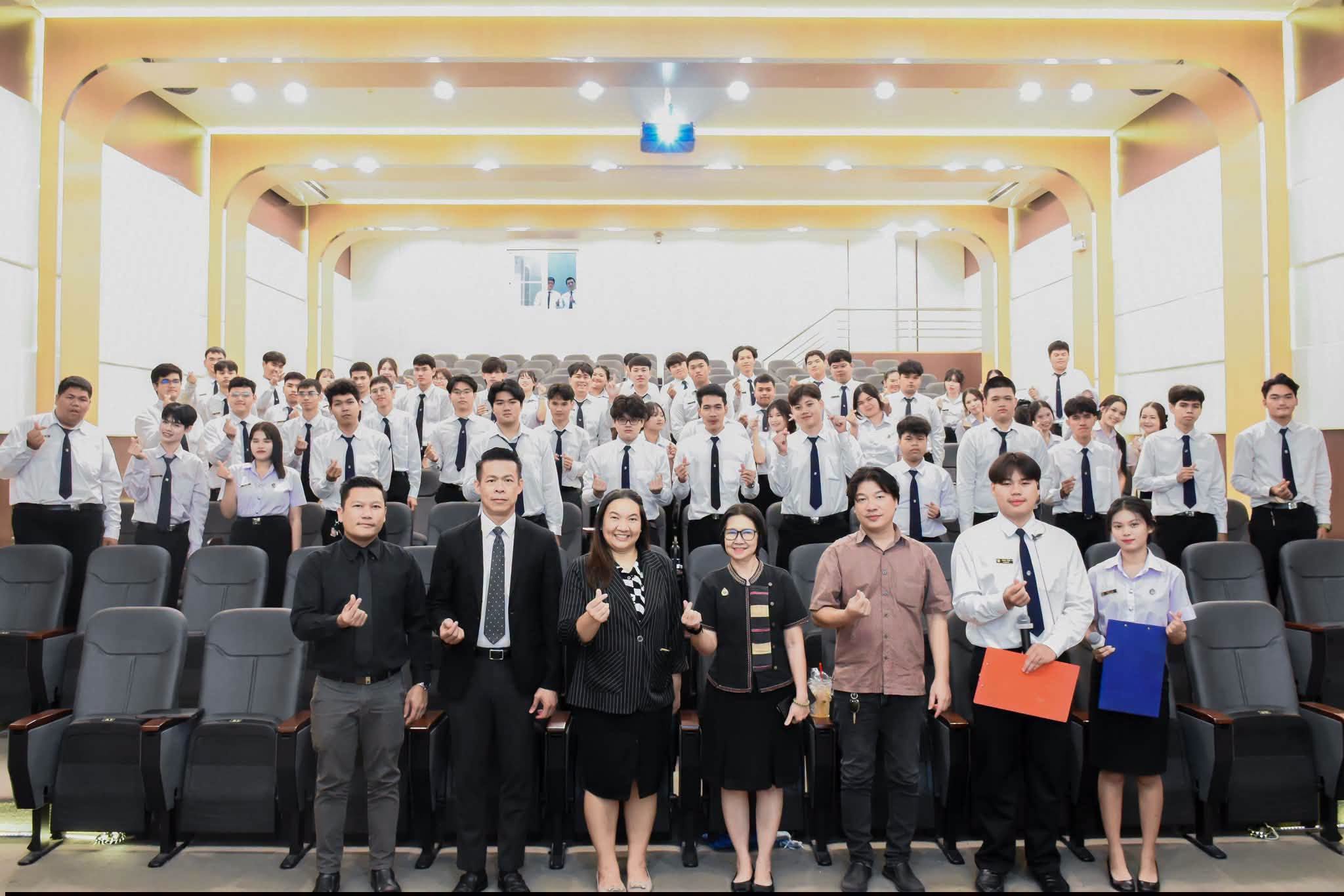 สาขาวิชาคอมพิวเตอร์ จัดกิจกรรมสัมมนาผลการฝึกปฏิบัติการวิชาชีพครู นำเสนอและแลกเปลี่ยนประสบการณ์จากการปฏิบัติจริง