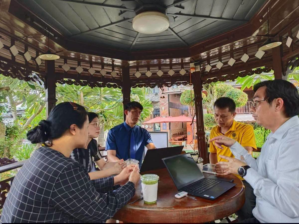คณะเทคโนโลยีสารสนเทศ ผนึกภาคธุรกิจ พัฒนาหลักสูตรระยะสั้น ประยุกต์ใช้ AI ยกระดับธุรกิจท้องถิ่น